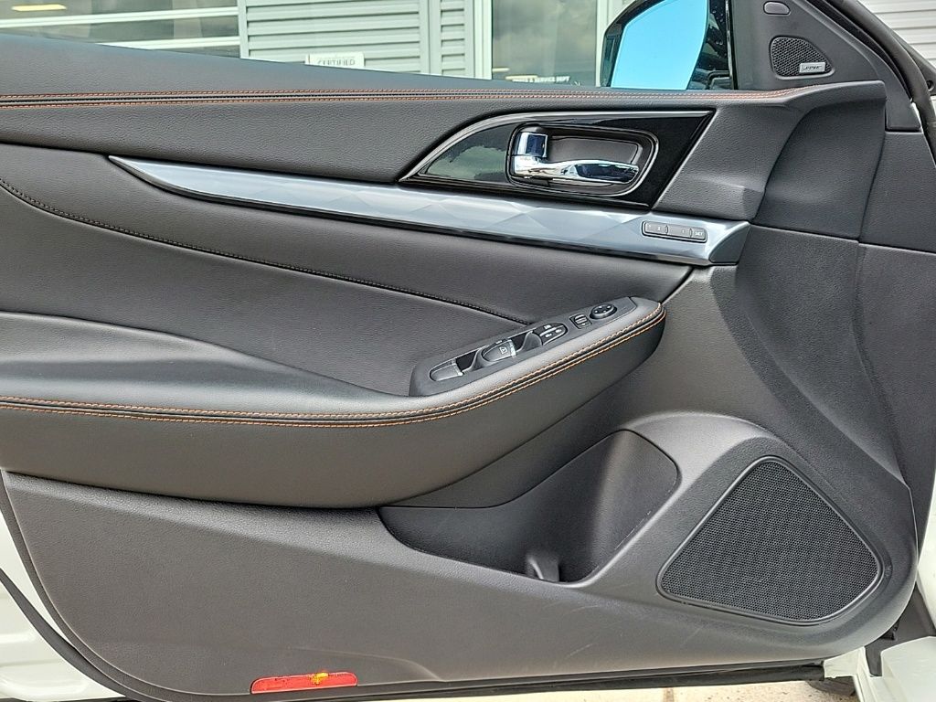 Thumbnail: 2023 Nissan Maxima - 25