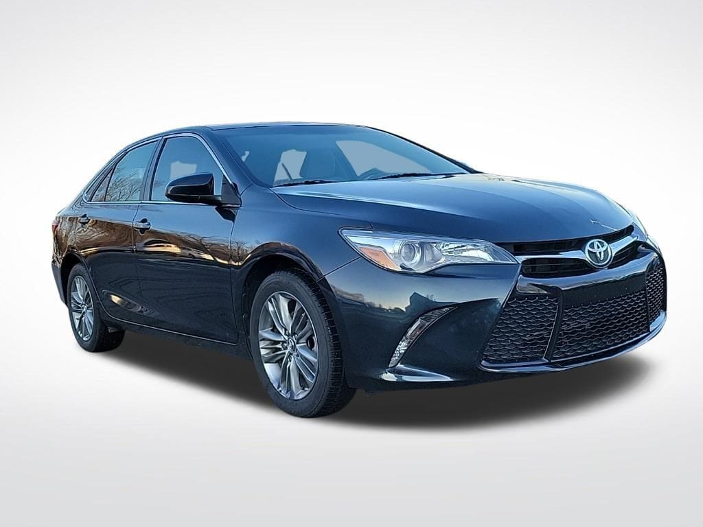 Thumbnail: 2017 Toyota Camry - 6