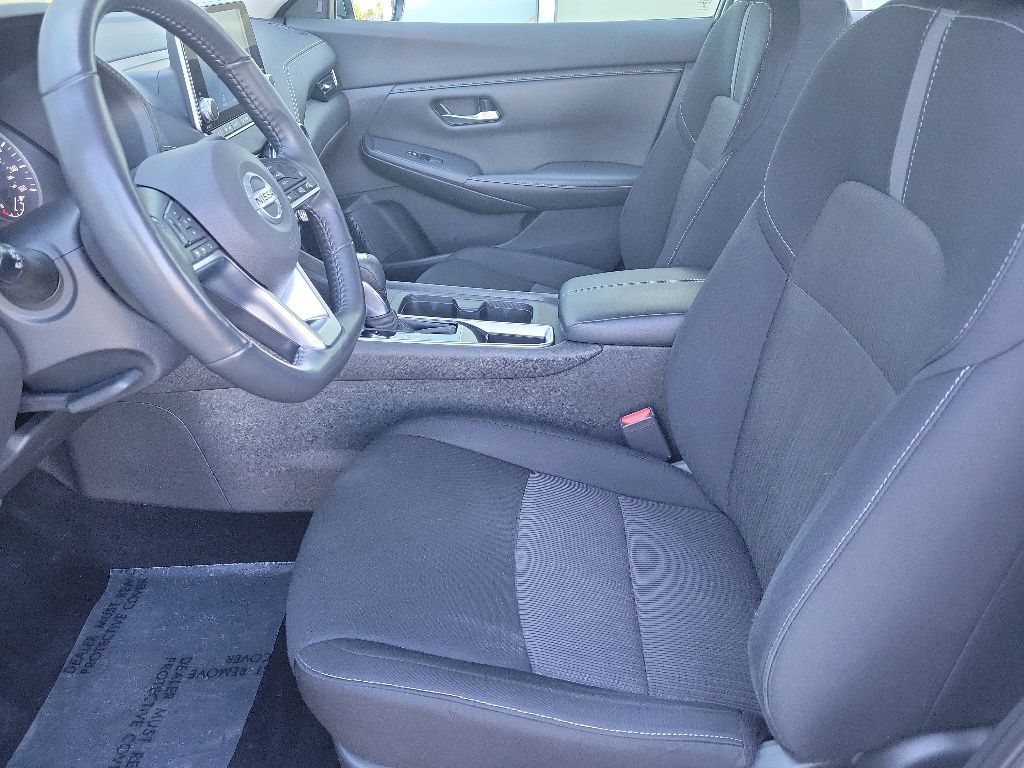 Thumbnail: 2023 Nissan Sentra - 11