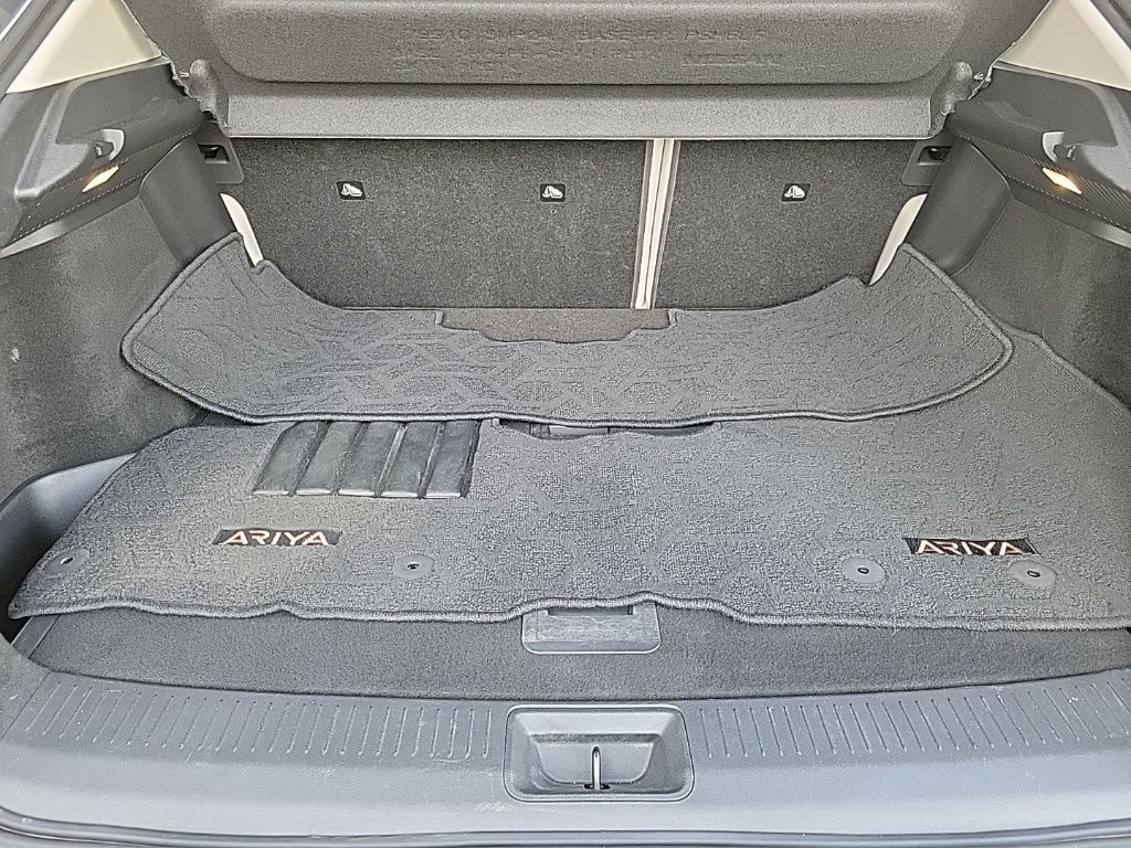 Thumbnail: 2023 Nissan Ariya - 17