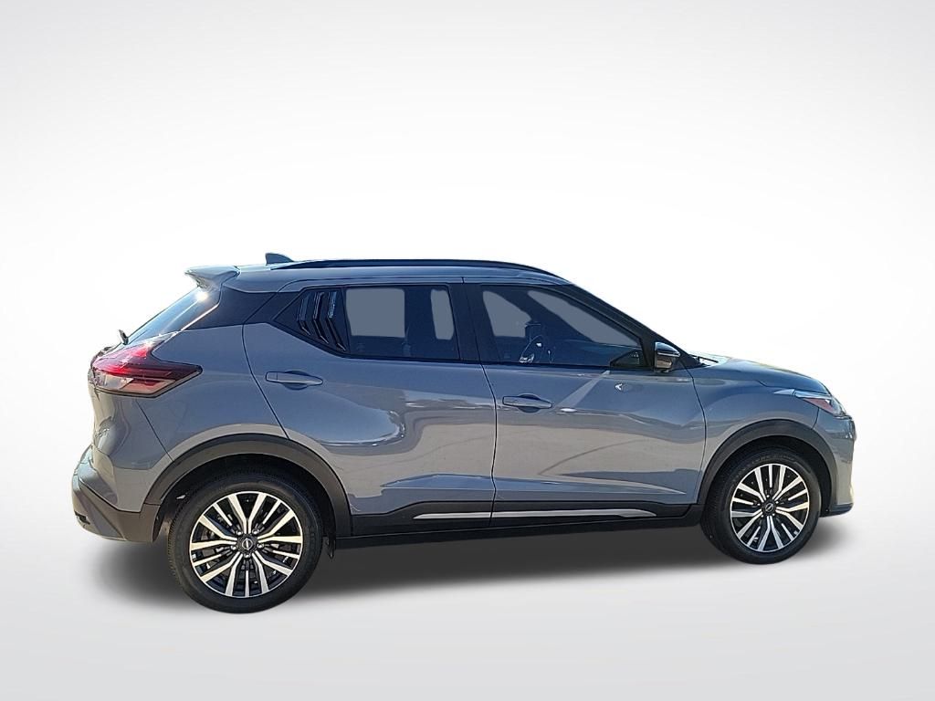 Thumbnail: 2022 Nissan Kicks - 7