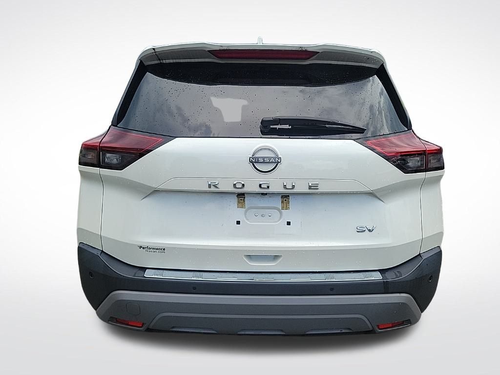 2023 Nissan Rogue SV 3