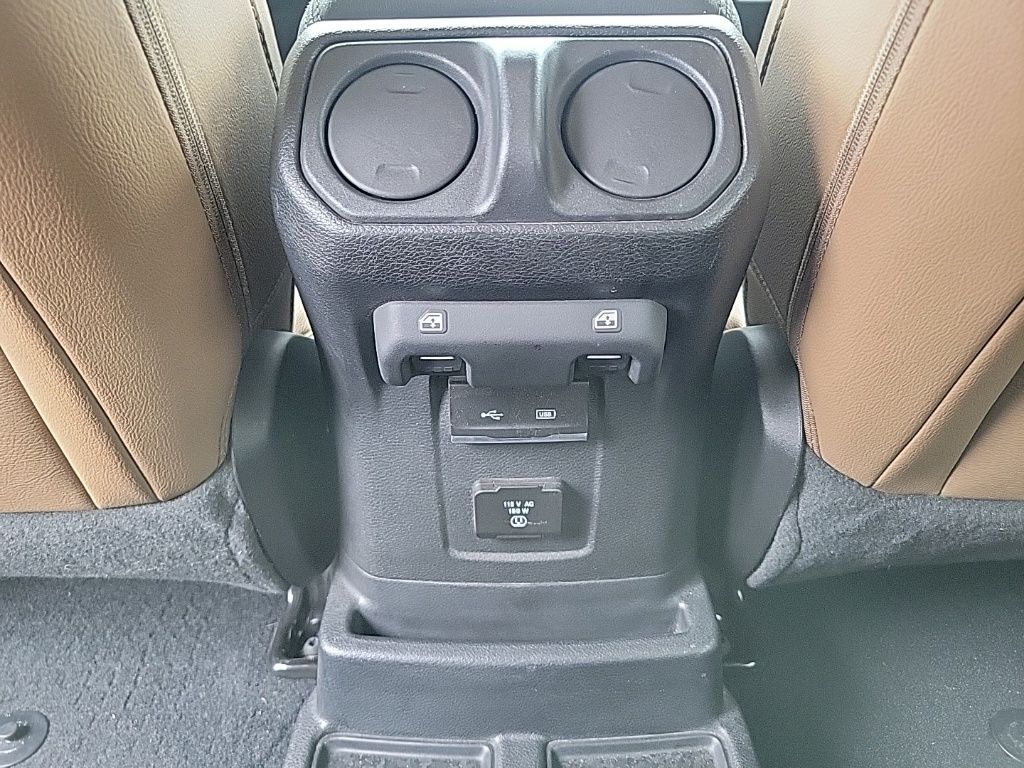 Thumbnail: 2020 Jeep Wrangler - 18