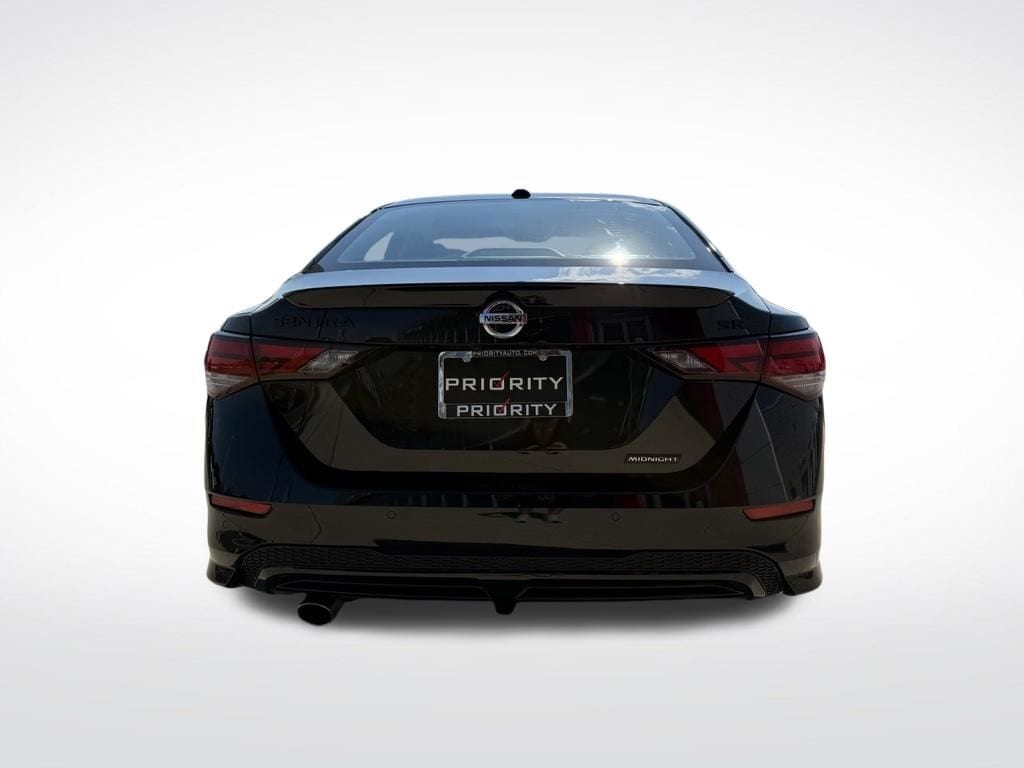 Thumbnail: 2022 Nissan Sentra - 4