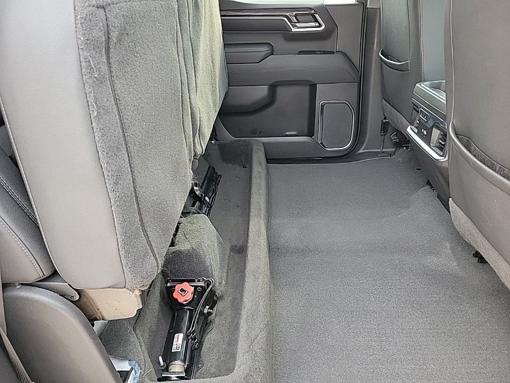 Thumbnail: 2022 Chevrolet Silverado 1500 - 17