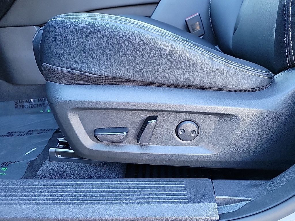 Thumbnail: 2022 Nissan Rogue - 13