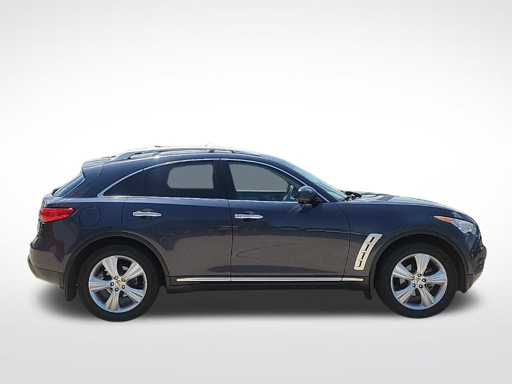 Thumbnail: 2011 INFINITI FX35 - 6