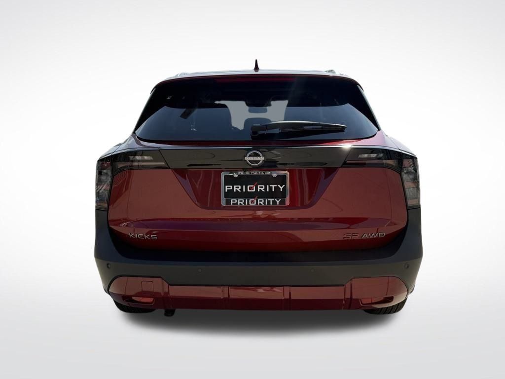 Thumbnail: 2025 Nissan Kicks - 6