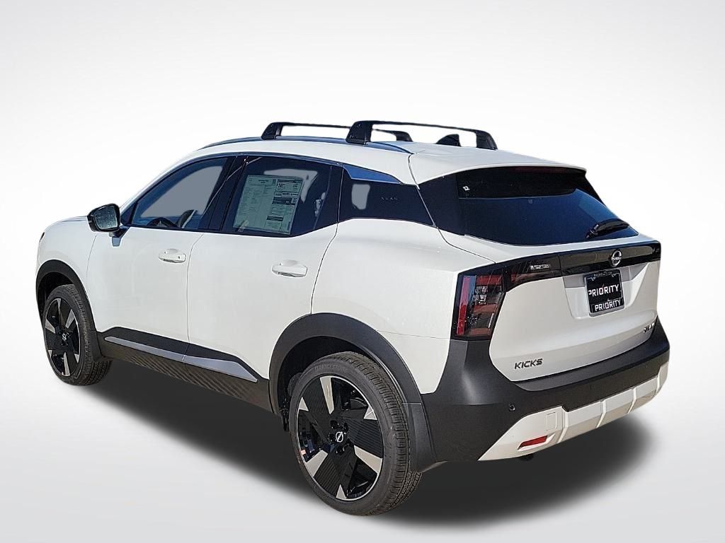 Thumbnail: 2026 Nissan Kicks - 3