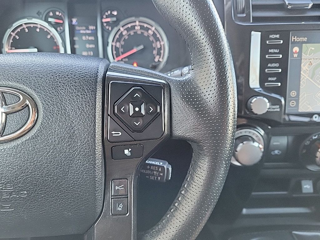 Thumbnail: 2020 Toyota 4Runner - 24