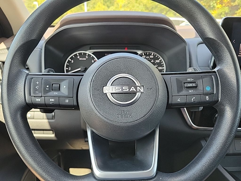 Thumbnail: 2022 Nissan Rogue - 26