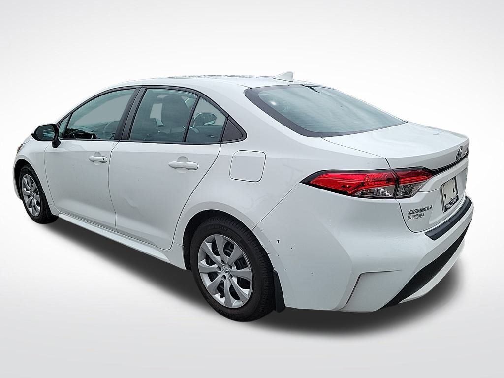 Thumbnail: 2021 Toyota Corolla - 3