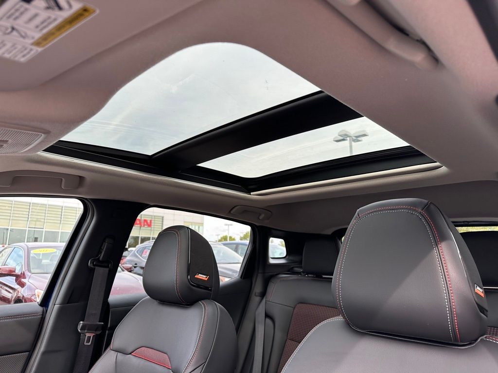 Thumbnail: 2025 Nissan Kicks - 28
