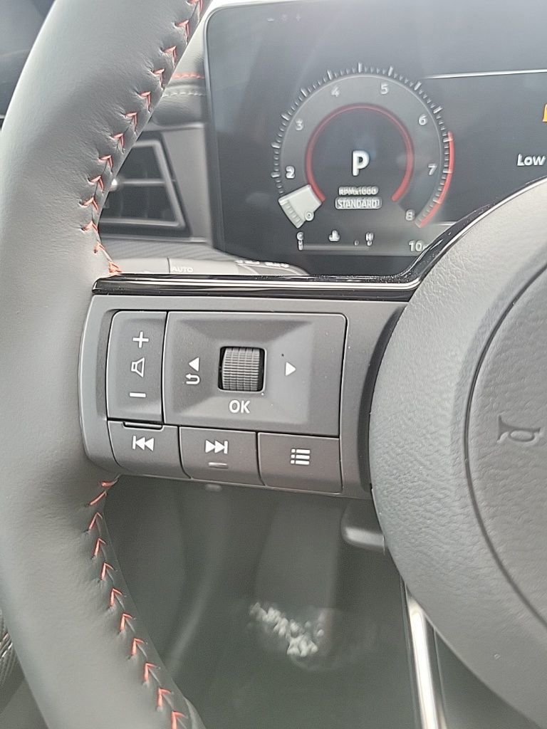 Thumbnail: 2025 Nissan Kicks - 29