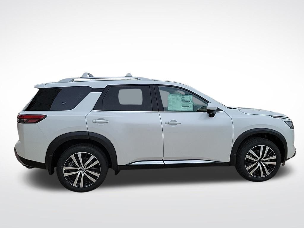 Thumbnail: 2025 Nissan Pathfinder - 6