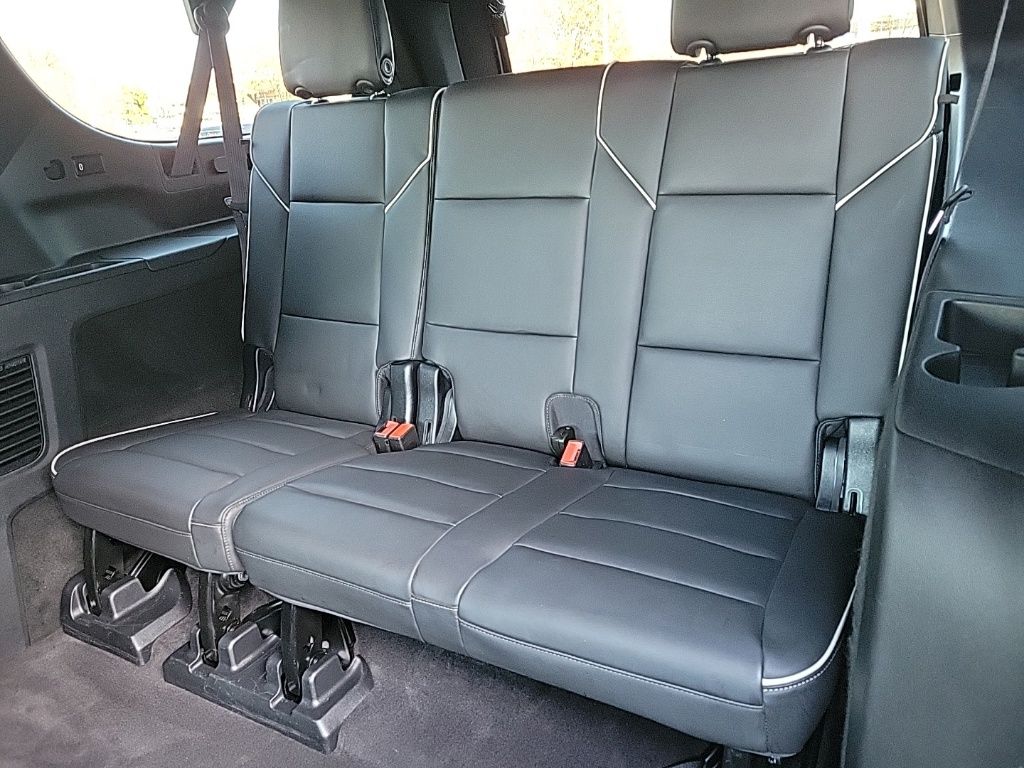 Thumbnail: 2023 Cadillac Escalade - 17