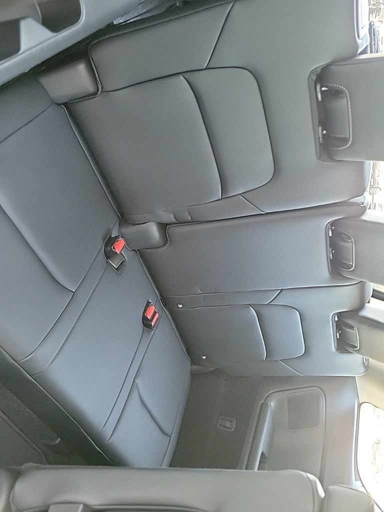 Thumbnail: 2025 Nissan Pathfinder - 19