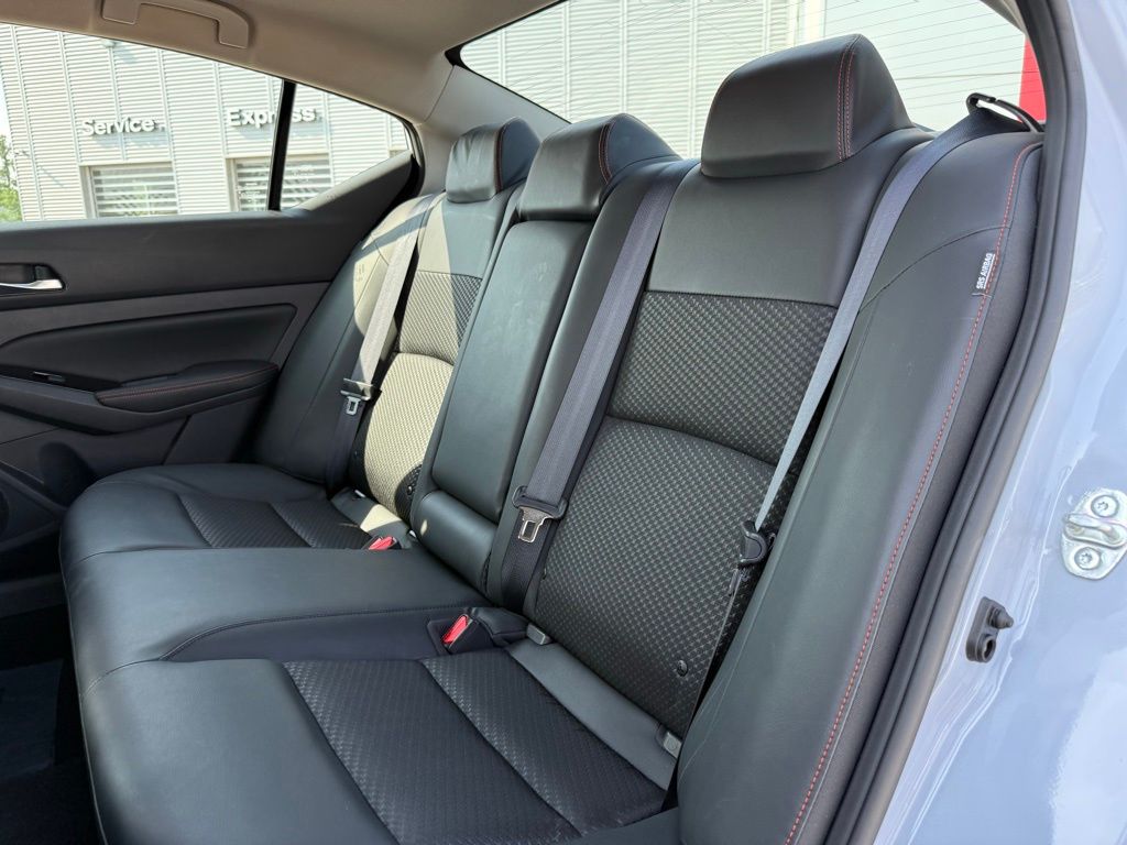 2023 Nissan Altima SR 25