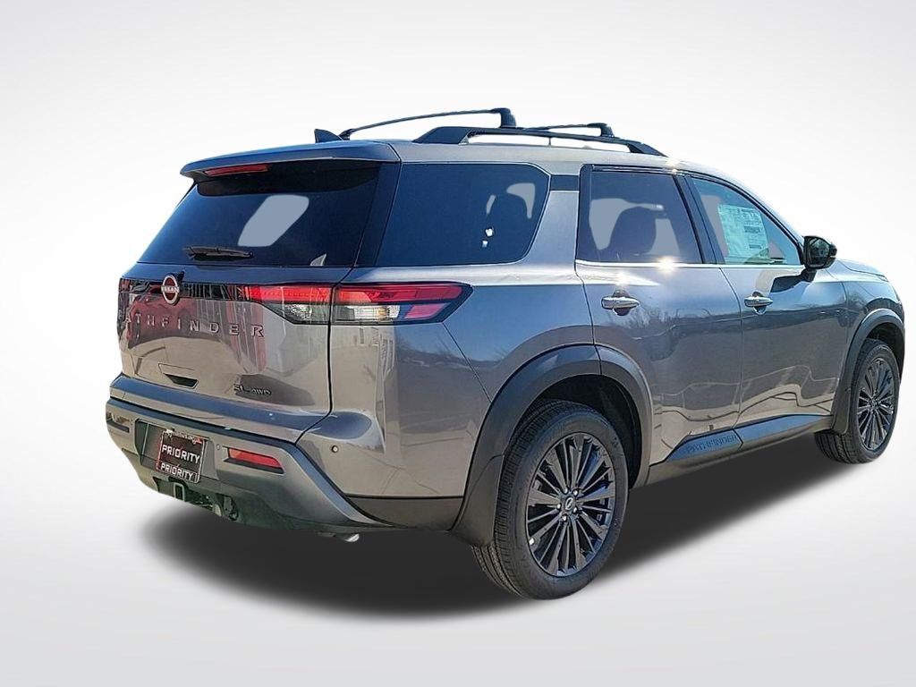 Thumbnail: 2026 Nissan Pathfinder - 4
