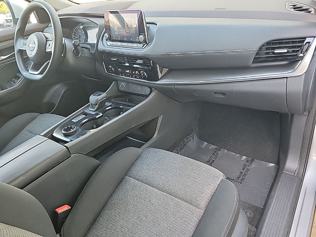 Thumbnail: 2022 Nissan Rogue - 12