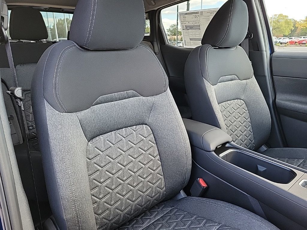 Thumbnail: 2026 Nissan Kicks - 12