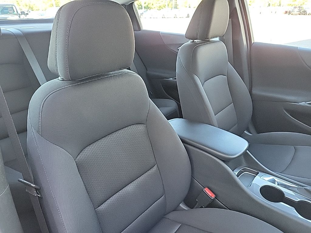 Thumbnail: 2022 Chevrolet Malibu - 13