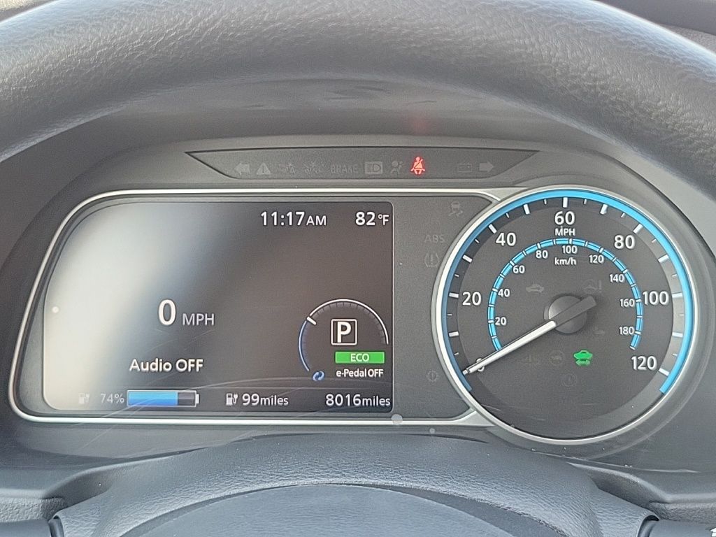 Thumbnail: 2023 Nissan Leaf - 27