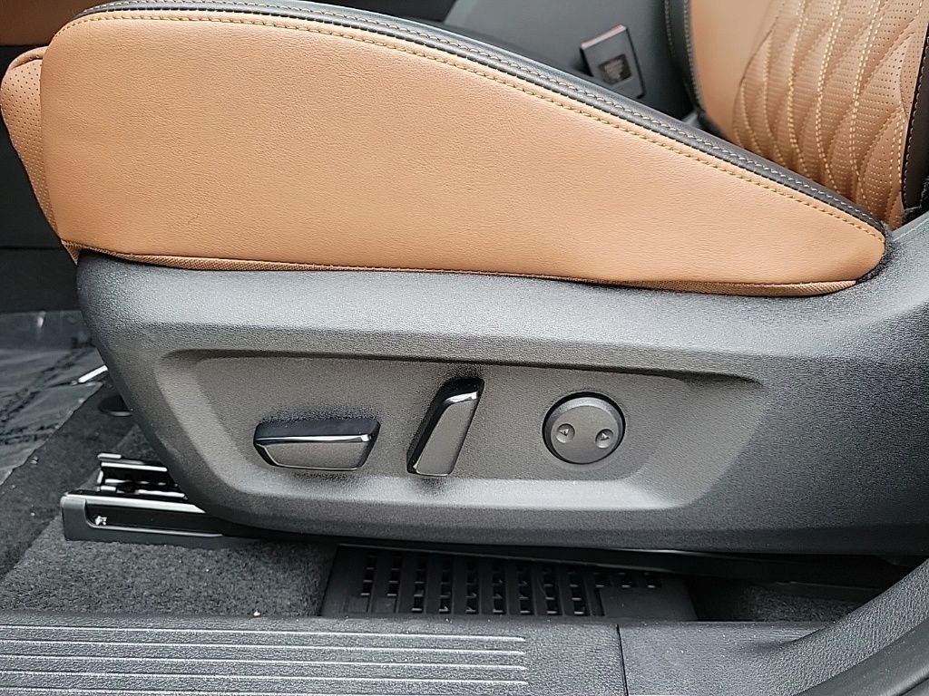 Thumbnail: 2026 Nissan Rogue - 13