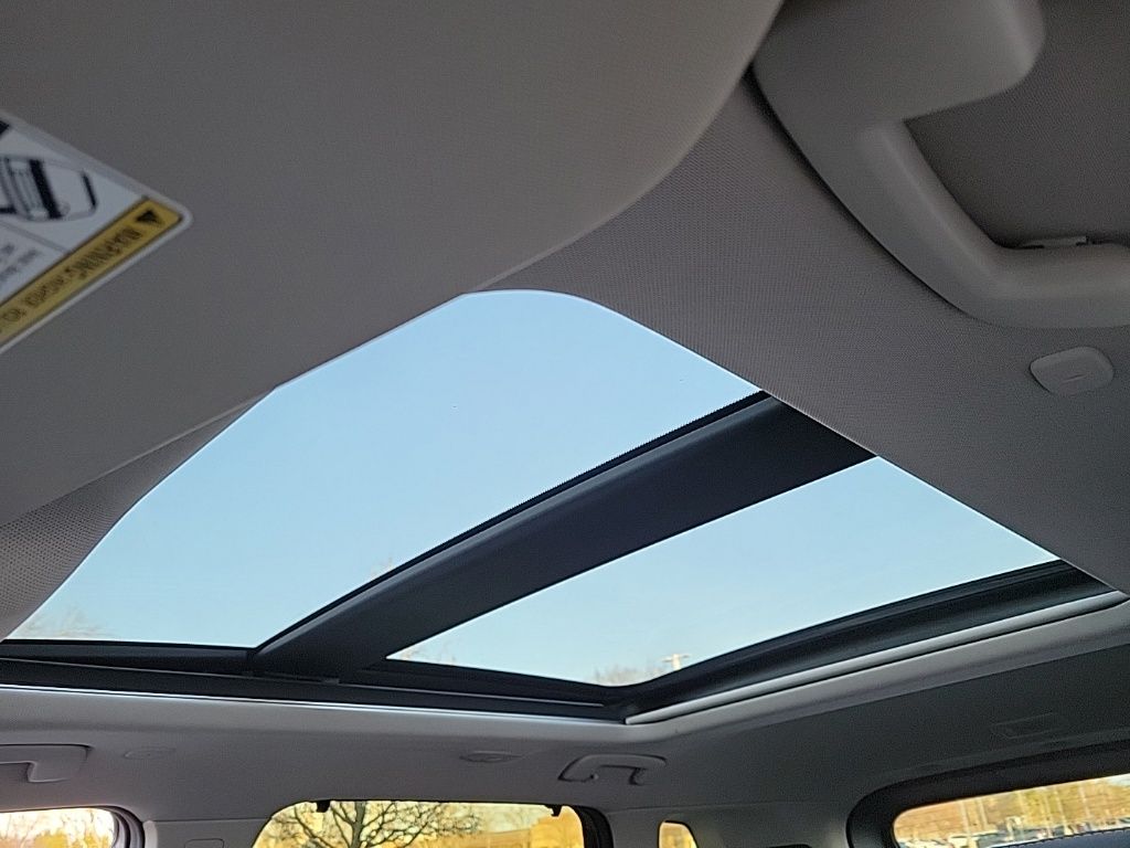 Thumbnail: 2023 Nissan Rogue - 30