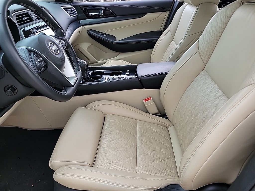 Thumbnail: 2023 Nissan Maxima - 10