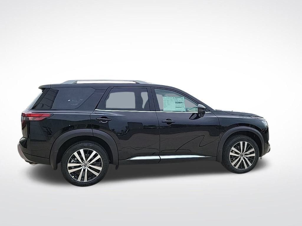 Thumbnail: 2025 Nissan Pathfinder - 6