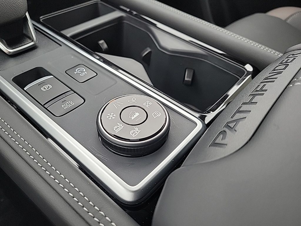 Thumbnail: 2026 Nissan Pathfinder - 29