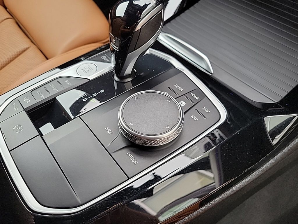 Thumbnail: 2022 BMW X3 - 18