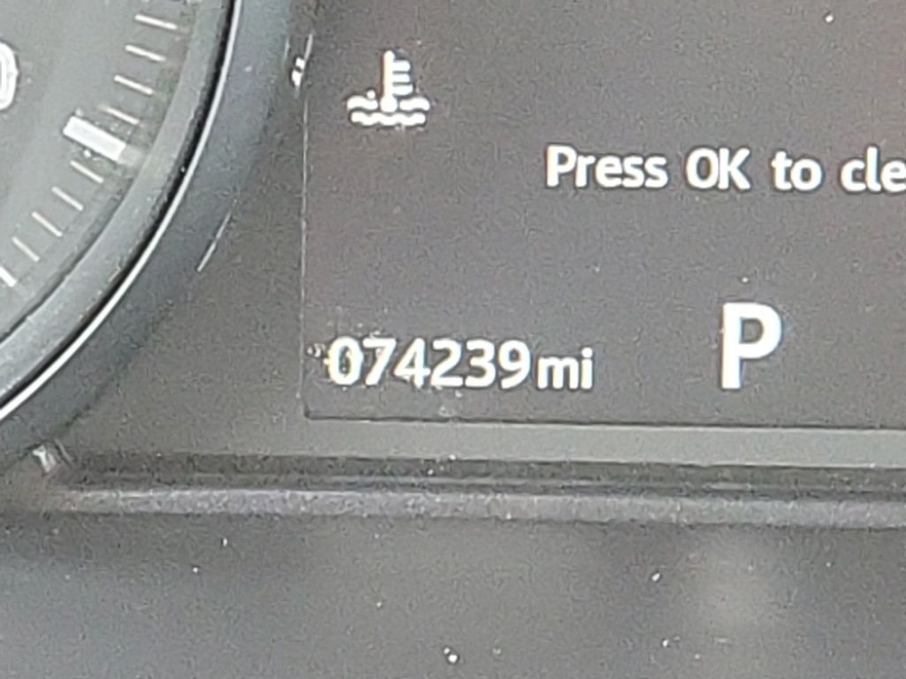 Thumbnail: 2017 Land Rover Range Rover Evoque - 23