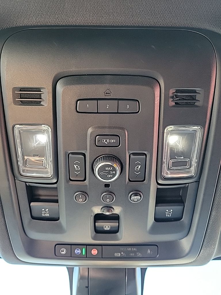 Thumbnail: 2022 Chevrolet Suburban - 39