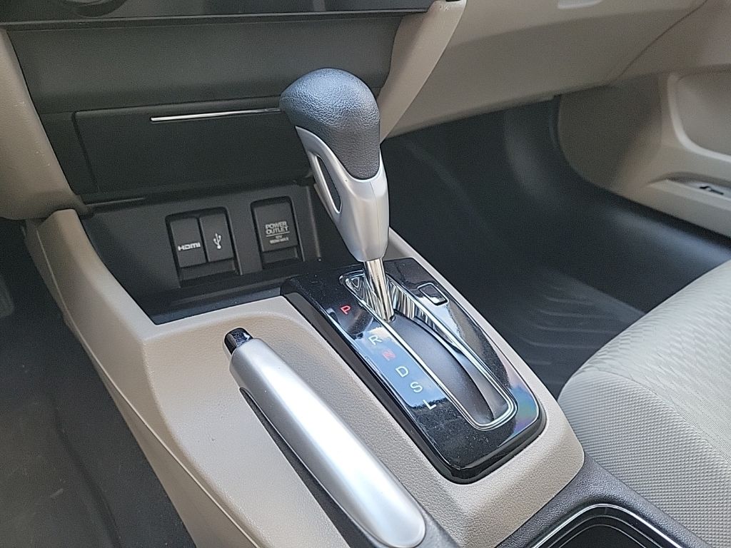 Thumbnail: 2015 Honda Civic - 25