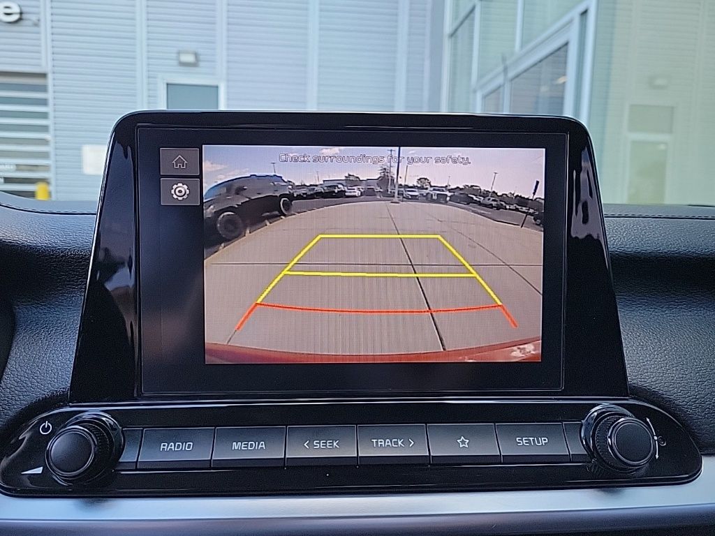 Thumbnail: 2023 Kia Forte - 24