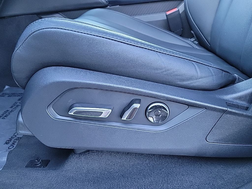 Thumbnail: 2023 Acura MDX - 14