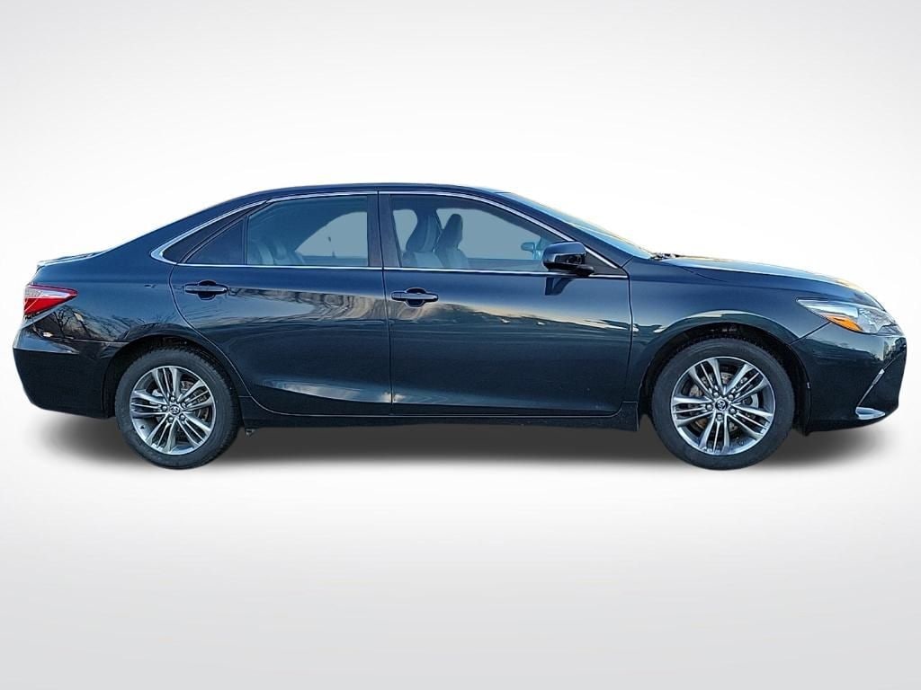 Thumbnail: 2017 Toyota Camry - 5