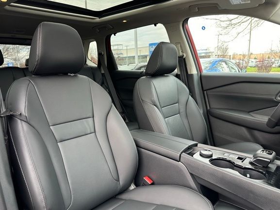 Thumbnail: 2025 Nissan Rogue - 30
