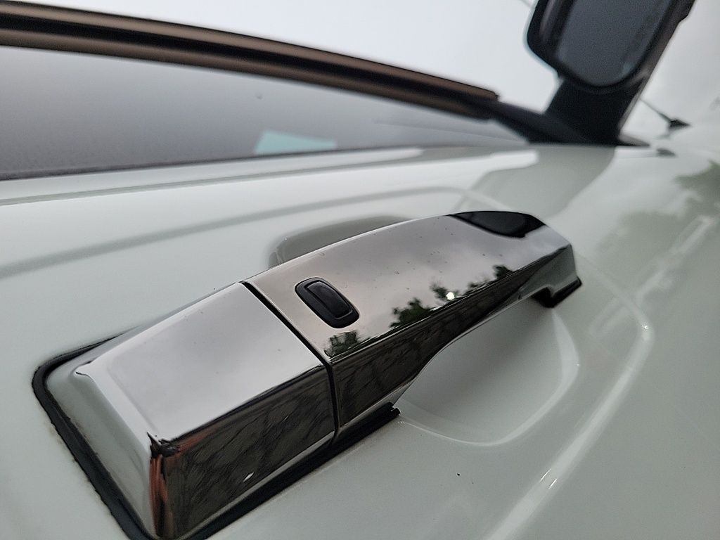 2018 Nissan Titan Platinum Reserve 12