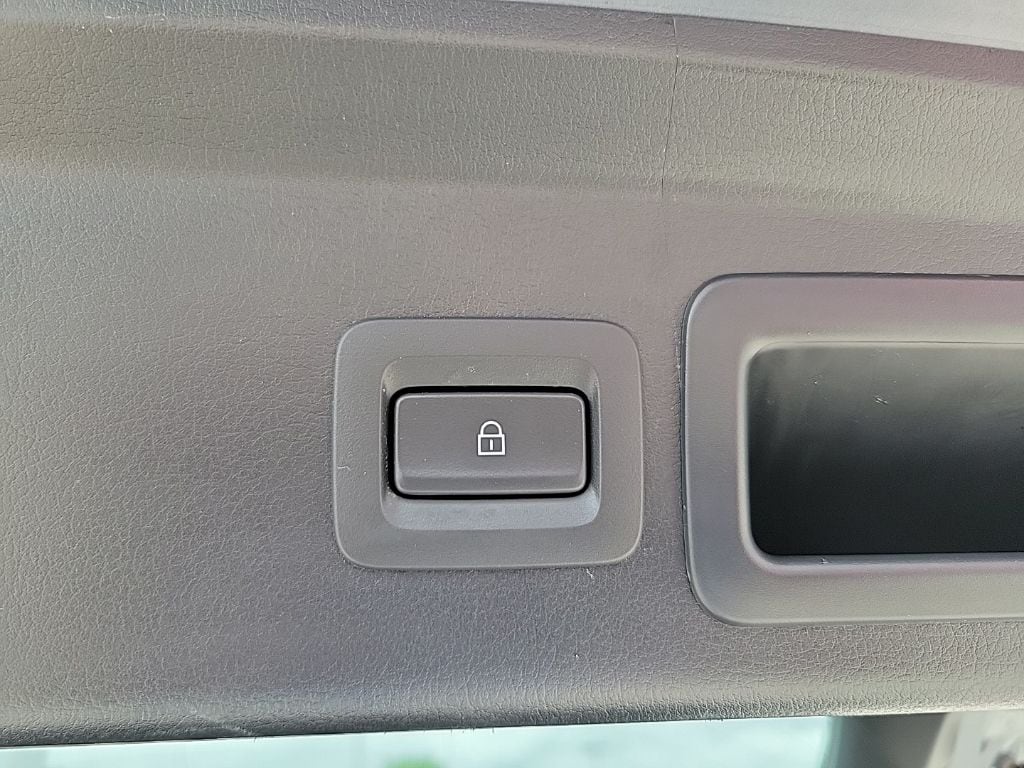 Thumbnail: 2022 Mazda CX-30 - 22