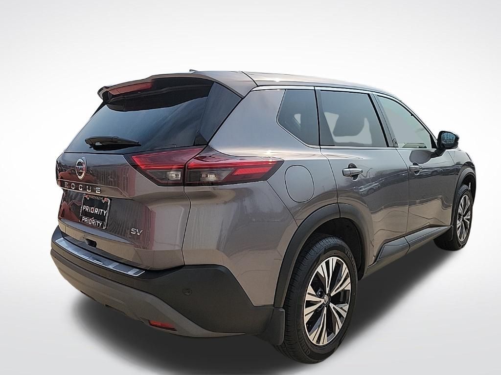 Thumbnail: 2021 Nissan Rogue - 4
