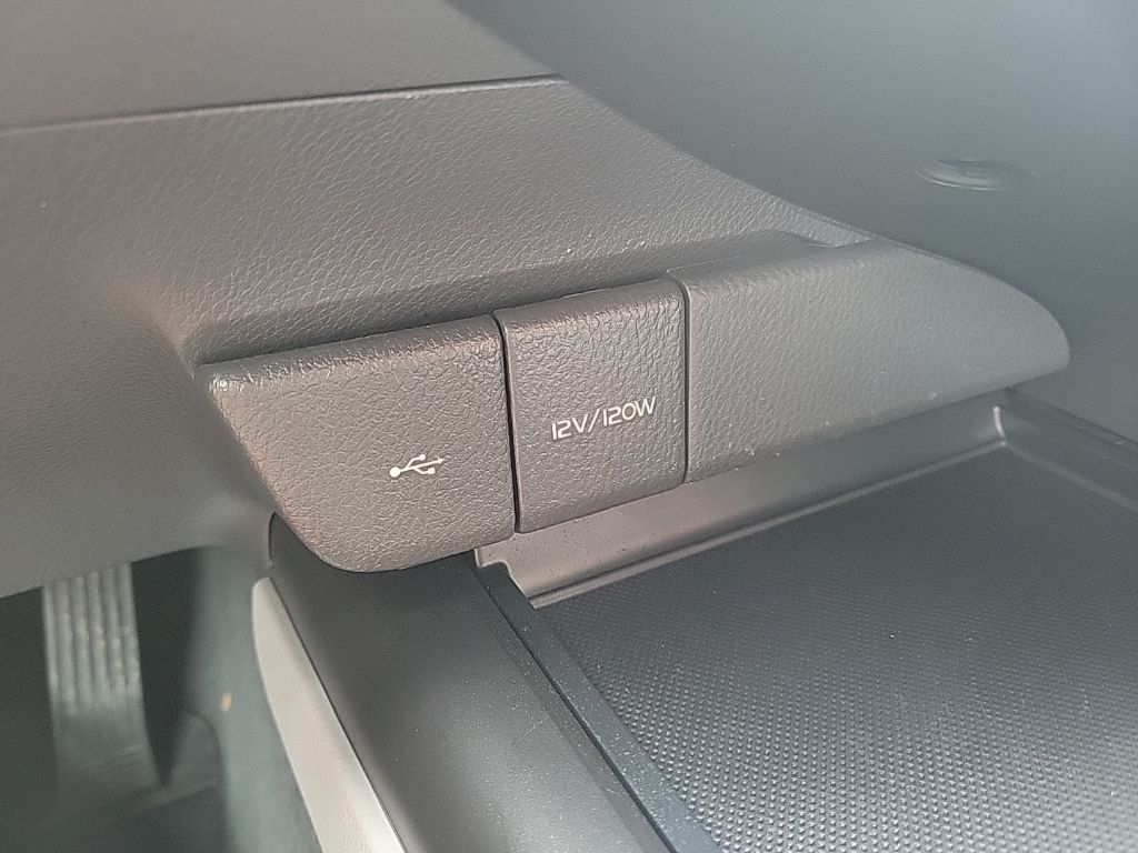 Thumbnail: 2023 Toyota Camry - 31