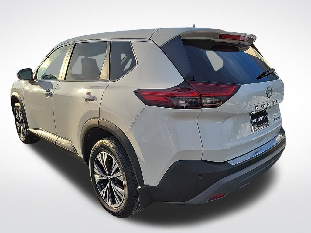 Thumbnail: 2023 Nissan Rogue - 3
