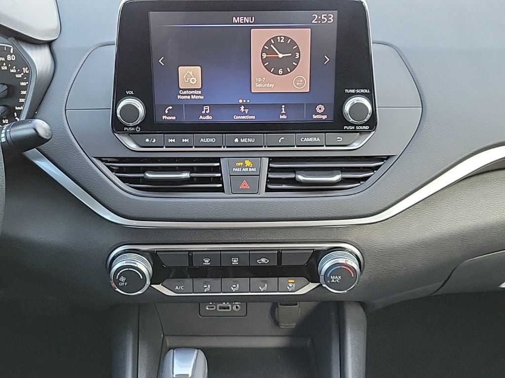 Thumbnail: 2020 Nissan Altima - 20