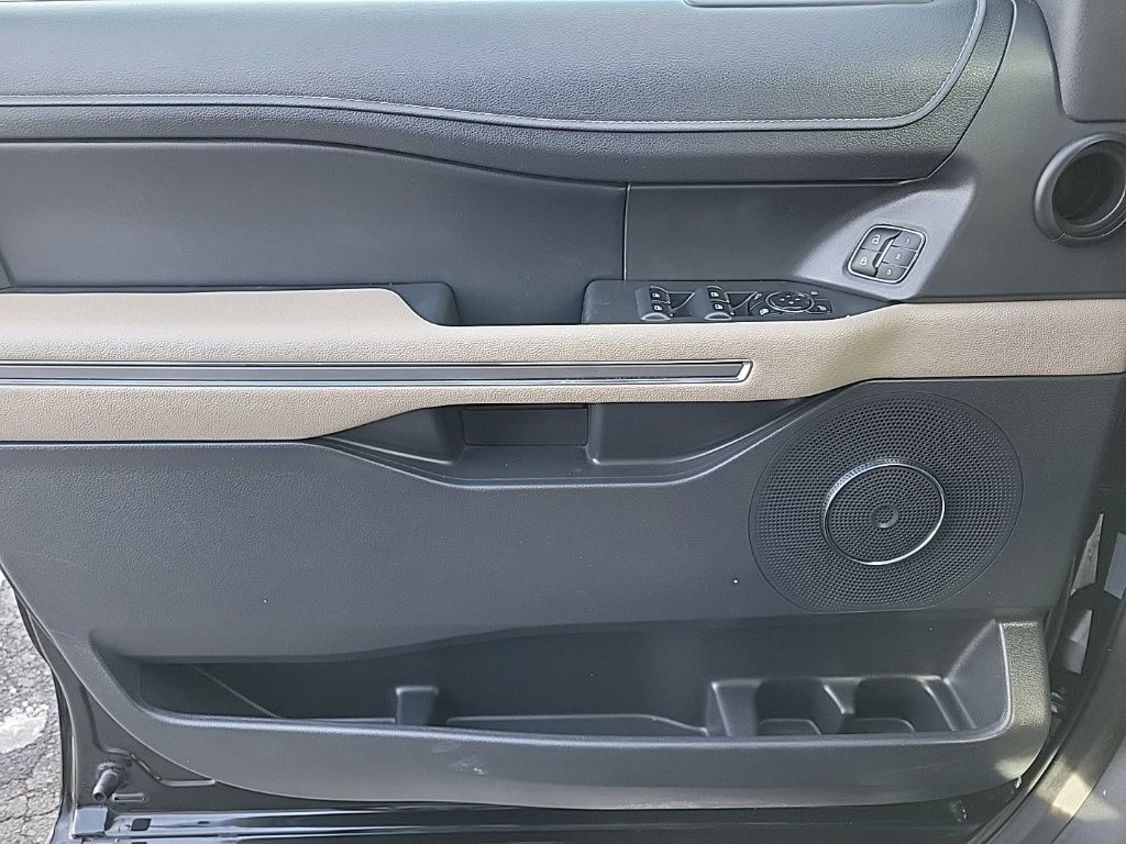 Thumbnail: 2024 Ford Expedition MAX - 34