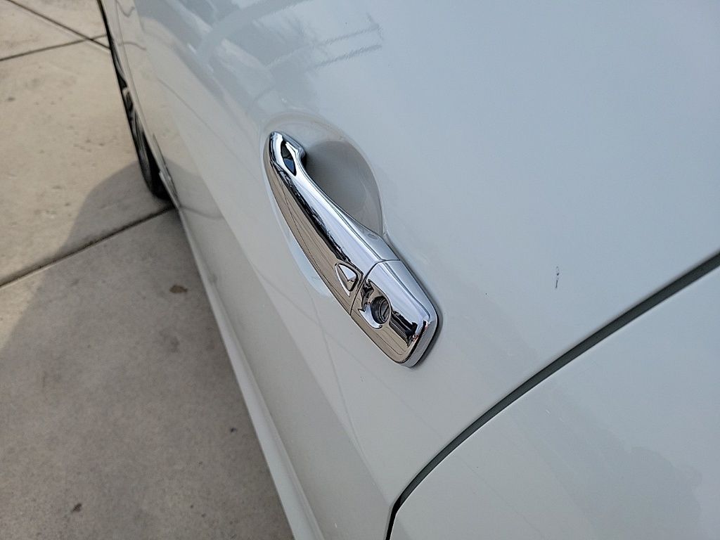 Thumbnail: 2023 Nissan Maxima - 9