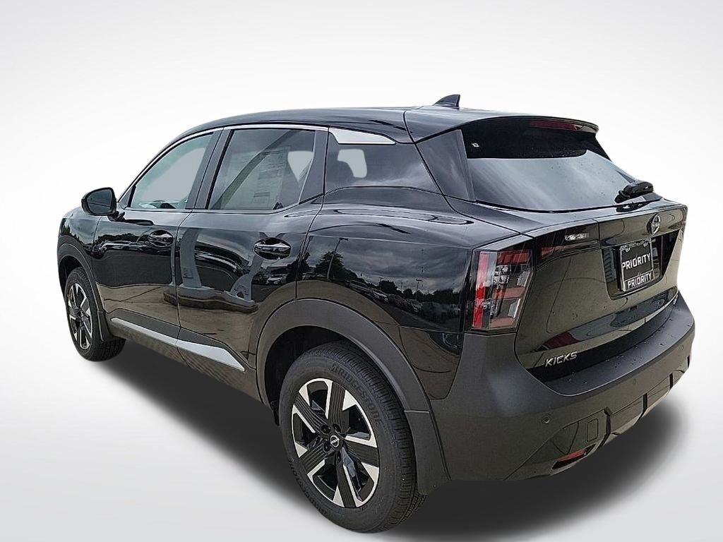 Thumbnail: 2025 Nissan Kicks - 3