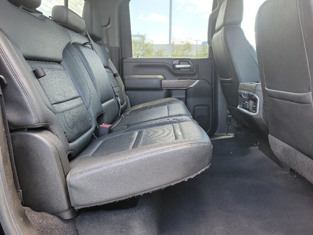 Thumbnail: 2022 GMC Sierra 3500 - 19